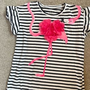 Adorable girls flamingo top with flutter sleeves size 10/12